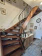 Treppe EG - Seltene Gelegenheit in Seeheim: Potenzialstarke Doppelhaushälfte auf sonnigen 634 m² Traumgrundstück